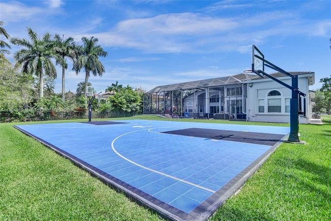 10457 Laurel Rd, House other with 6 bedrooms, 6 bathrooms and null parking in Davie FL | Image 78