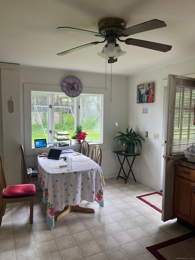 7091 Main St, House other with 4 bedrooms, 1 bathrooms and null parking in Trumbull CT | Image 14