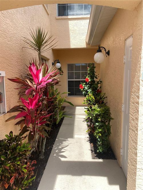 801-801 Gondola Park Dr, Venice, FL, 34292-2395 | Card Image