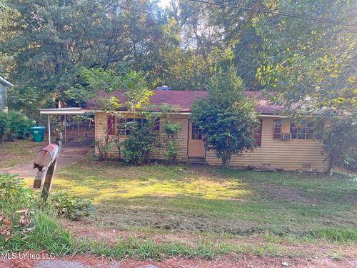 3715 19th Ct, Meridian, MS, 39307-5564 | Card Image