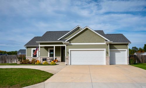 30307 Pine Bluff Dr, Elkhart, IN, 46517-8858 | Card Image
