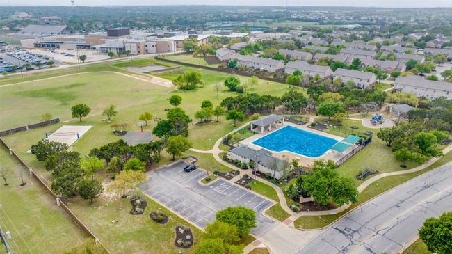 community amenities | Image 19