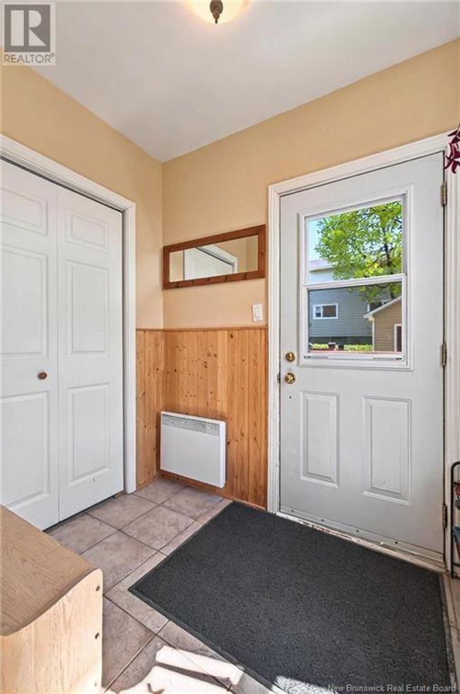 25 Central St, House other with 5 bedrooms, 3 bathrooms and null parking in Campbellton NB | Image 6