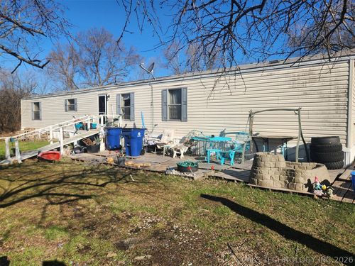 414 E Golden Ave, Copan, OK, 74022-4204 | Card Image