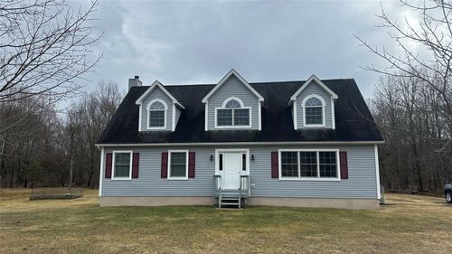473 N Riverside Rd, Highland, NY, 12528-2622 | Card Image