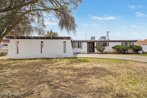 7518 E 31st Street, Tucson, AZ, 85710 | Card Image