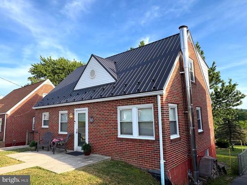 165 Washington St, FROSTBURG, MD, 21532-1955 | Card Image
