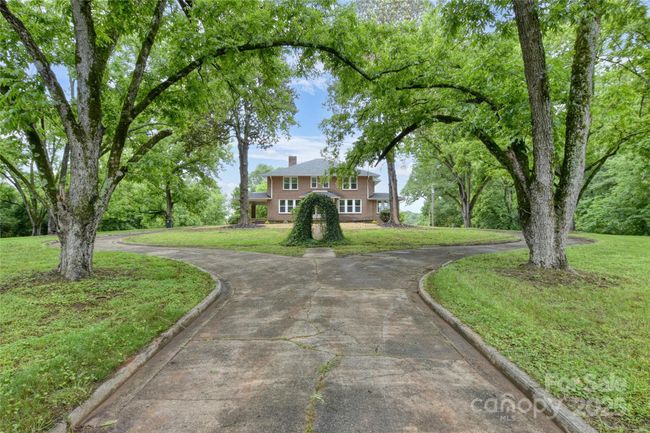 1783 Radio Station Rd, House other with 5 bedrooms, 3 bathrooms and null parking in Newton NC | Image 4