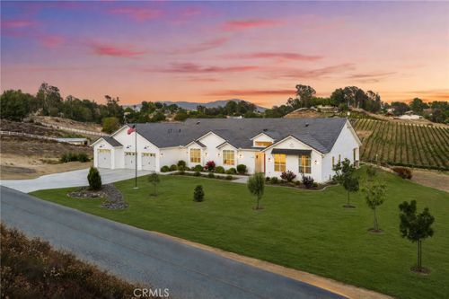 41799 Calle Contento, Temecula, CA, 92592-9328 | Card Image