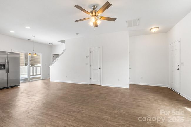 2005 Amos Oaks Ln, House other with 3 bedrooms, 3 bathrooms and null parking in Charlotte NC | Image 7