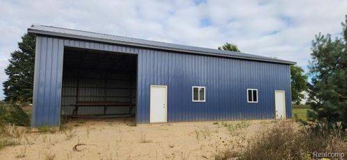 1300 S Van Dyke Rd, Bad Axe, MI, 48413-8461 | Card Image