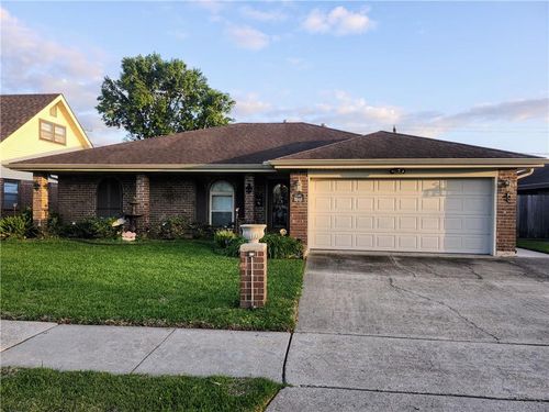 5545 Trinity Dr, Marrero, LA, 70072-4944 | Card Image