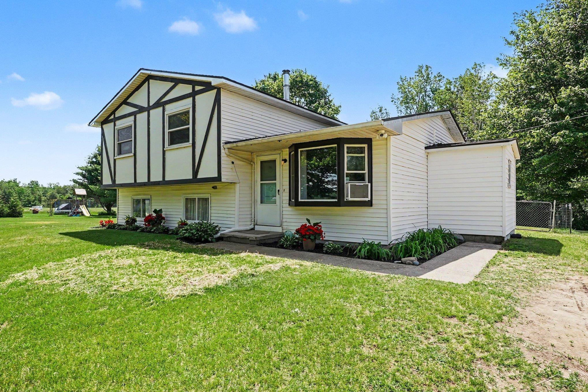 Residential in Mills Township 3