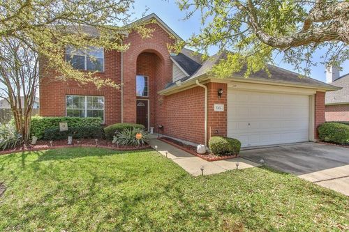5302 Palo Duro Dr, Pearland, TX, 77584-8260 | Card Image
