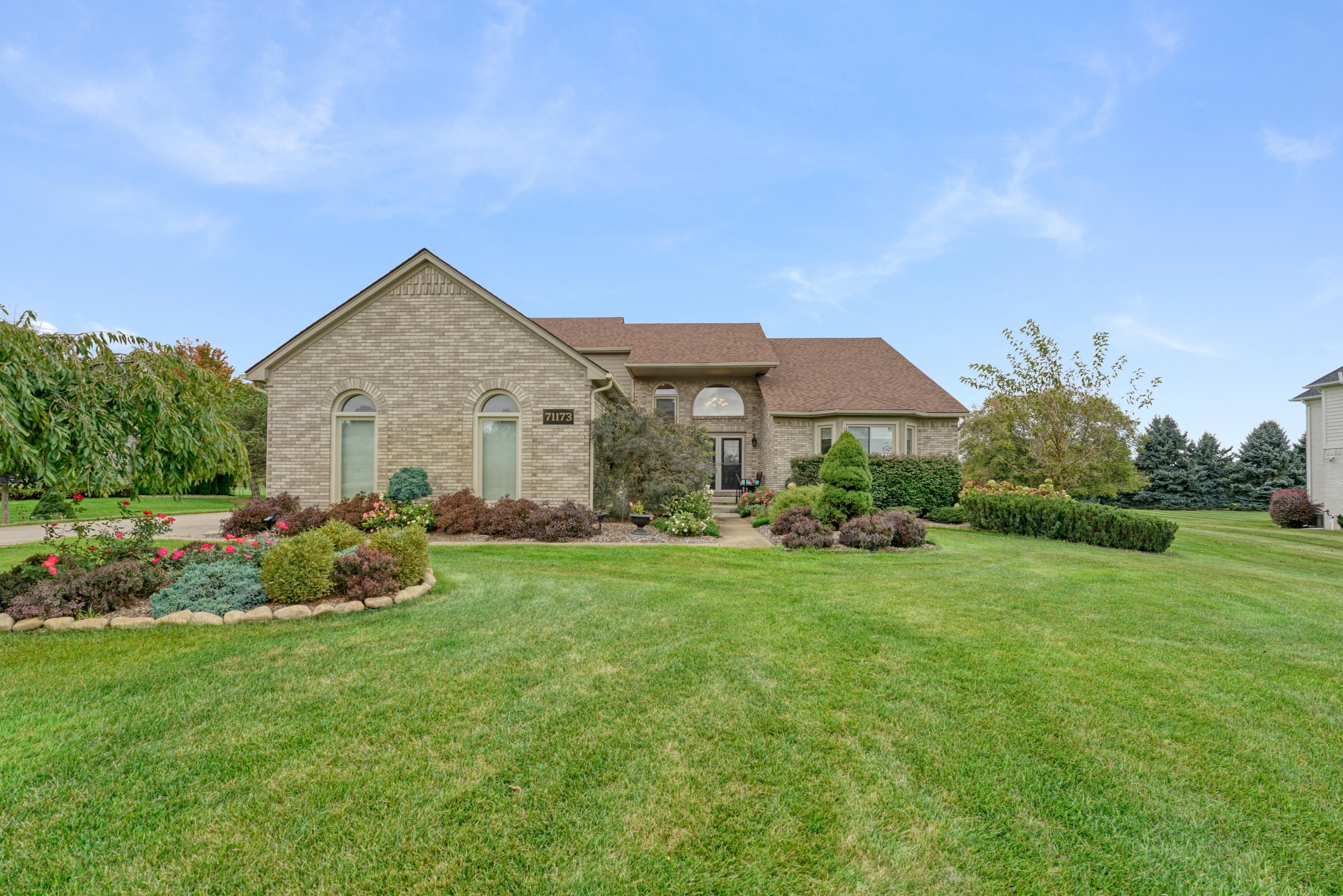 Burlison Ln, Bruce Twp, MI 48065