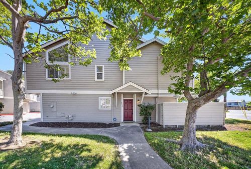 5534 Entrada Cedros, San Jose, CA, 95123 | Card Image