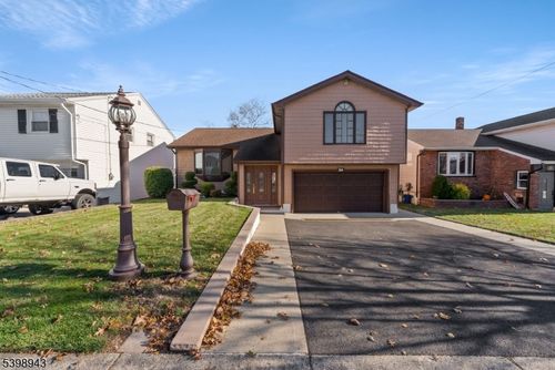 24 Faber Pl, Nutley, NJ, 07110-2039 | Card Image