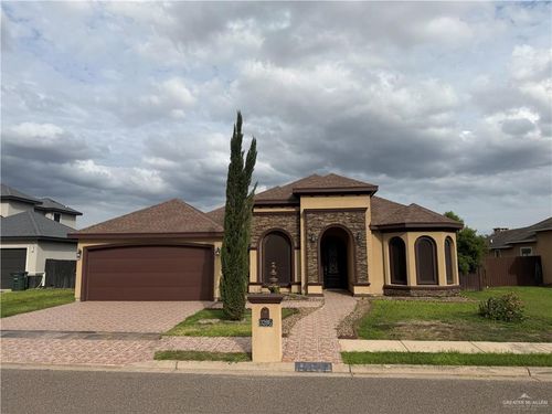 3206 Paisaje Rd, Mission, TX, 78573-4498 | Card Image