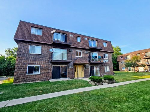 3b-9358 Golf Rd, Des Plaines, IL, 60016-1660 | Card Image