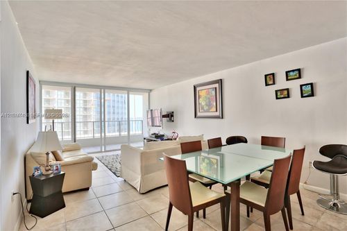 10g-555 Ne 15th St, Miami, FL, 33132-1407 | Card Image