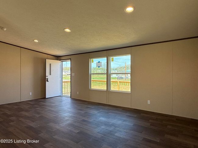 42 Beech St, House other with 4 bedrooms, 2 bathrooms and null parking in Smiths Grove KY | Image 6