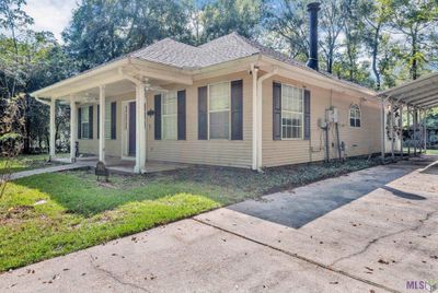 20102 Garland St, House other with 3 bedrooms, 2 bathrooms and null parking in Covington LA | Image 2