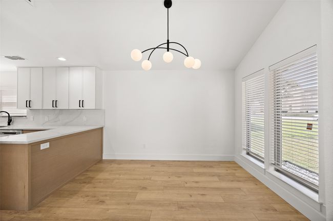2114 Trellis Pl, Home with 3 bedrooms, 2 bathrooms and null parking in Richardson TX | Image 7