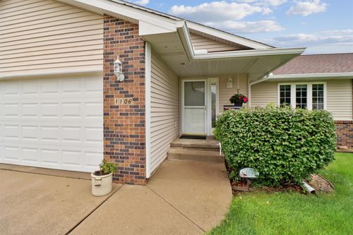 1106 Cassidy Curv, Adel, IA, 50003-2059 | Card Image