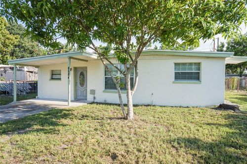 8584 93rd Ave, SEMINOLE, FL, 33777-3243 | Card Image
