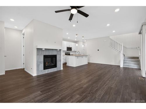 6050 N Netherland Ct, Aurora, CO, 80019-2220 | Card Image