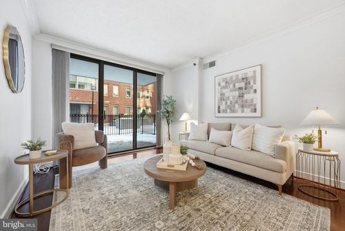apt-105-1050 N Taylor St, ARLINGTON, VA, 22201-4713 | Card Image