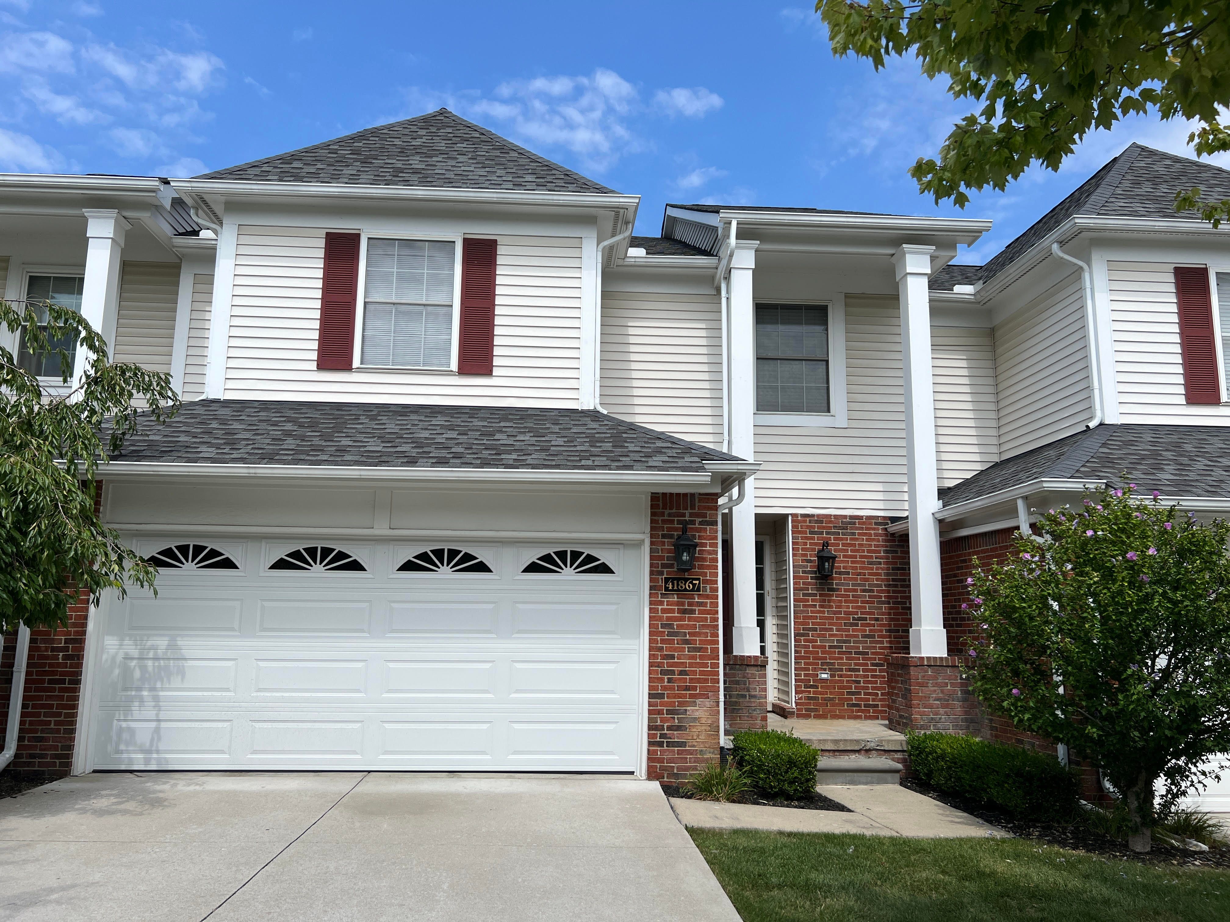 Mitchell Rd, Novi, MI 48377