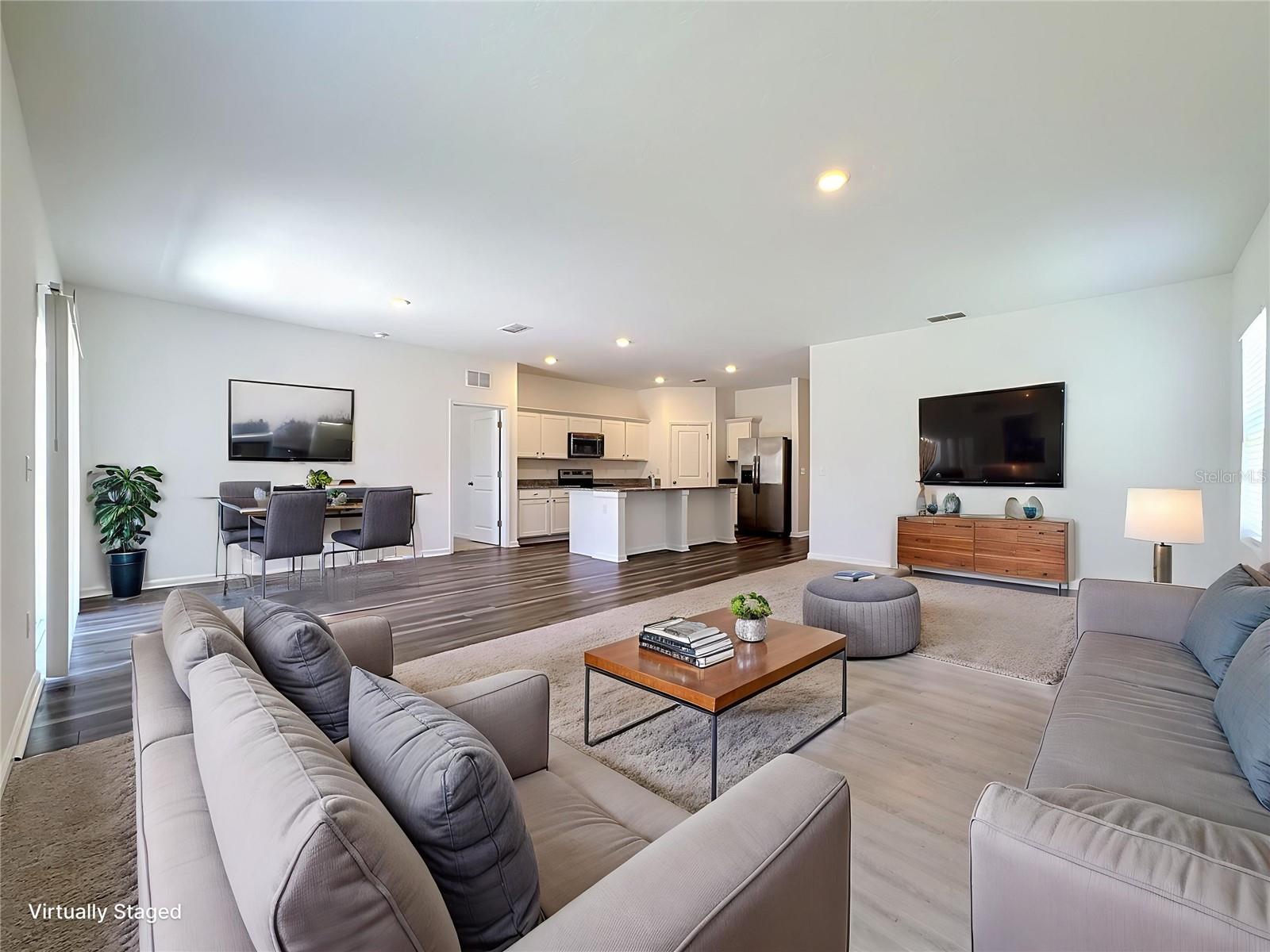 Residential in RUSKIN 3