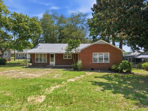 1305 Erwin Rd, Dunn, NC, 28334-4454 | Card Image