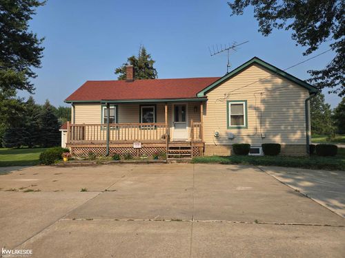 22545 Pratt Rd, Armada, MI, 48005-1417 | Card Image