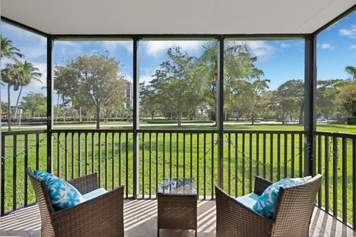 apt-105-3101 N Country Club Dr, Aventura, FL, 33180-1615 | Card Image