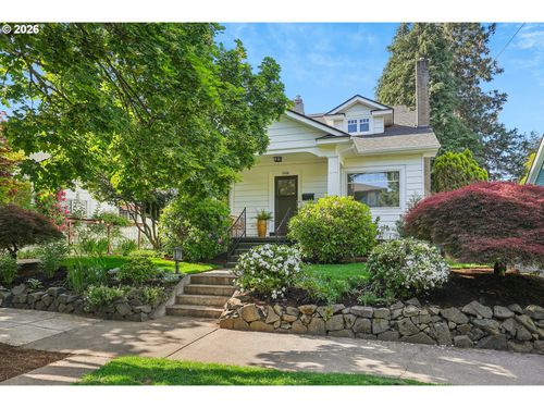 3568 Ne Schuyler St, Portland, OR, 97212-5151 | Card Image
