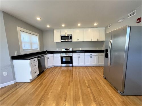 apt-2-539 Lincoln Ave, Saugus, MA, 01906-3893 | Card Image