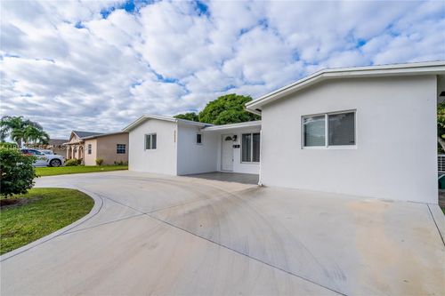 2631 Nw 47th Ave, Lauderhill, FL, 33313-2741 | Card Image