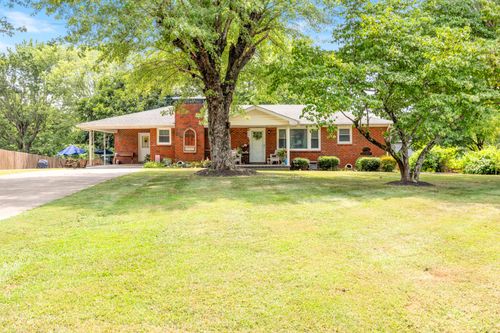 2015 Highway 70 W, Dickson, TN, 37055-3124 | Card Image