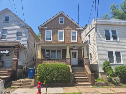 34 Home St, Somerset, NJ, 08873-2133 | Card Image