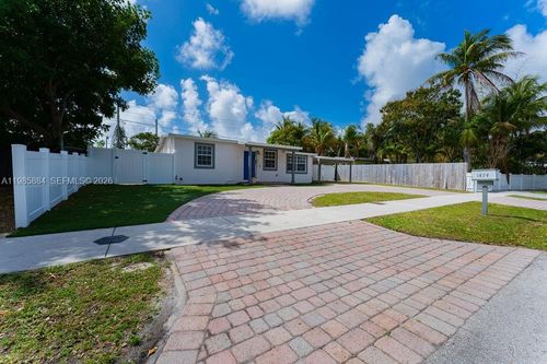 1474 Ne 48th Ct, Pompano Beach, FL, 33064-5724 | Card Image