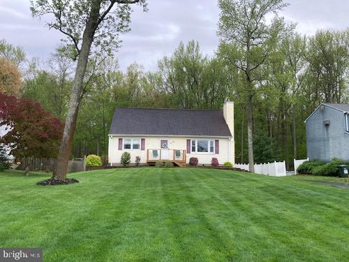 11 Brynmore Rd, NEW EGYPT, NJ, 08533-1601 | Card Image