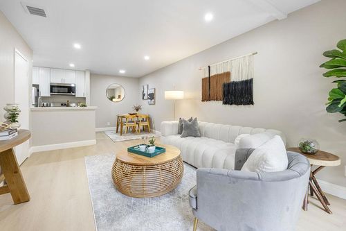 apt-4-385 Mandarin Dr, Daly City, CA, 94015-2750 | Card Image