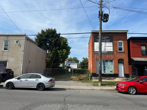360 Booth St, Ottawa, ON, K1R7K4 | Card Image