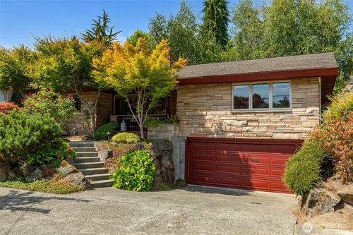 3627 Arapahoe Pl W, Seattle, WA, 98199-1928 | Card Image