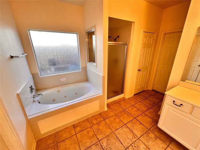 2222 Scenic Shore Dr, House other with 5 bedrooms, 4 bathrooms and null parking in Seabrook TX | Image 21