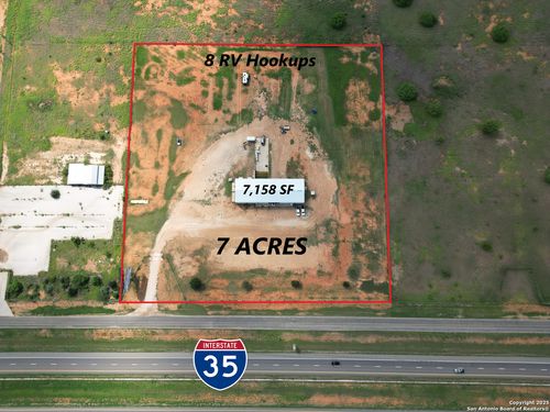 13688 S Interstate Highway 35, Dilley, TX, 78017-2288 | Card Image