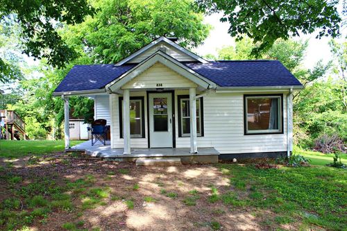 838 Holland Street, Scottsville, KY, 42164 | Card Image