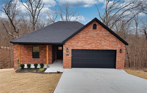 11 Pitt Ln, Bella Vista, AR, 72715-6061 | Card Image